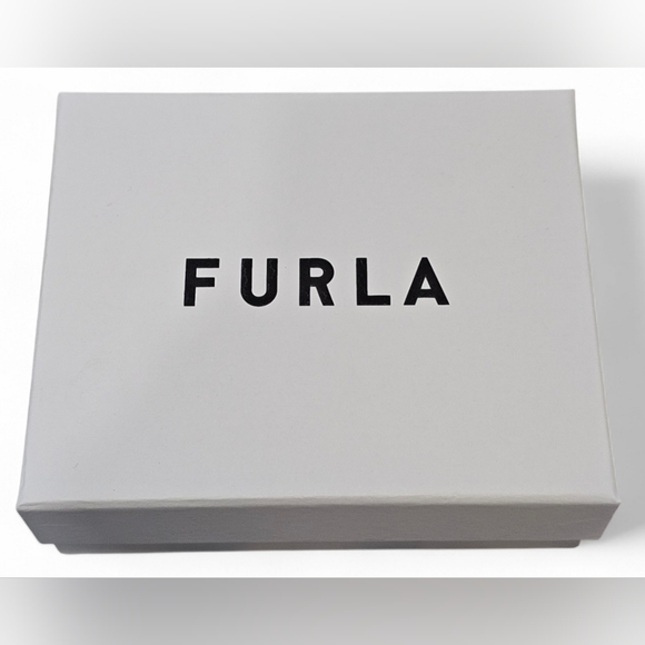 Furla Classic Credit Card Case Textured Leather In Black, New - Picture 7 of 8